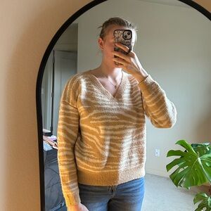Freshman Tan and White Knit Sweater